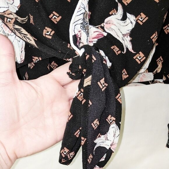 🌹3/$21 Tie Front Pajama Style Blouse S - Picture 4 of 6